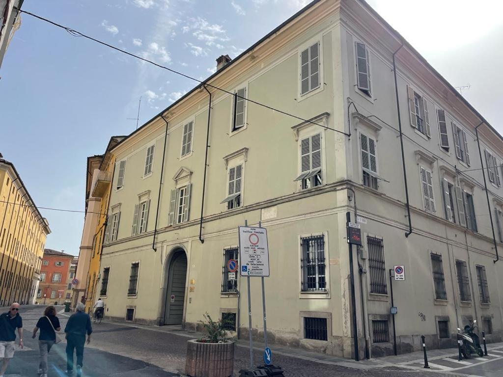 Appartamento Minimal Loft In Centro A Piacenza Esterno foto