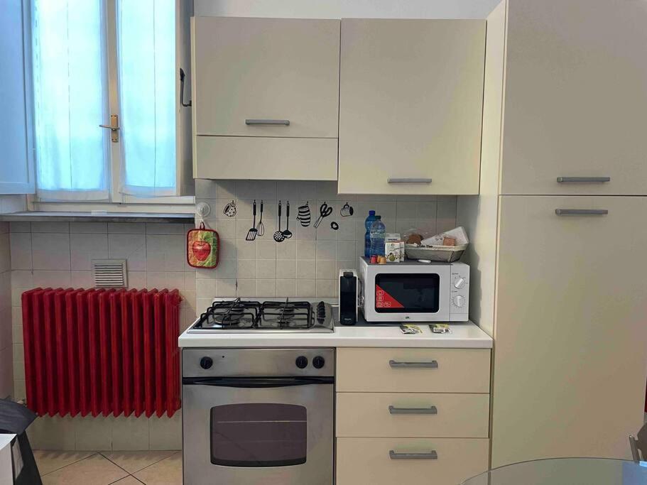 Appartamento Minimal Loft In Centro A Piacenza Esterno foto