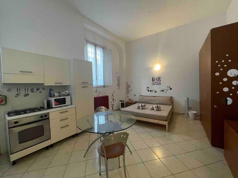 Appartamento Minimal Loft In Centro A Piacenza Esterno foto
